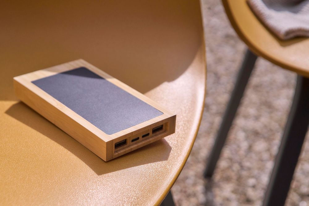 Bambus Solar-Powerbank Elz