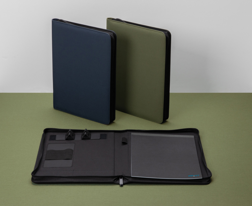 Impact Aware™ Deluxe 300D Tech Portfolio mit Reißverschluss
