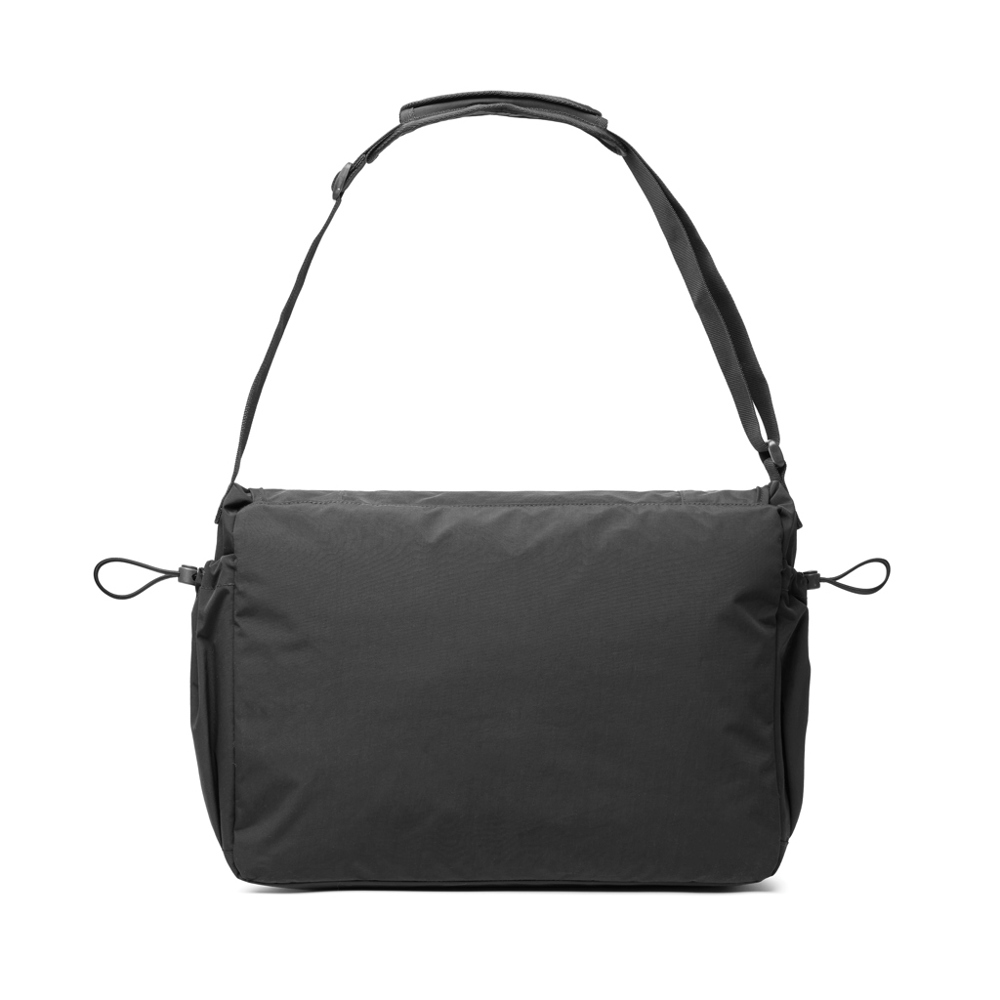 KENTO URBAN 15,6" Messenger aus RCS recyceltem Nylon