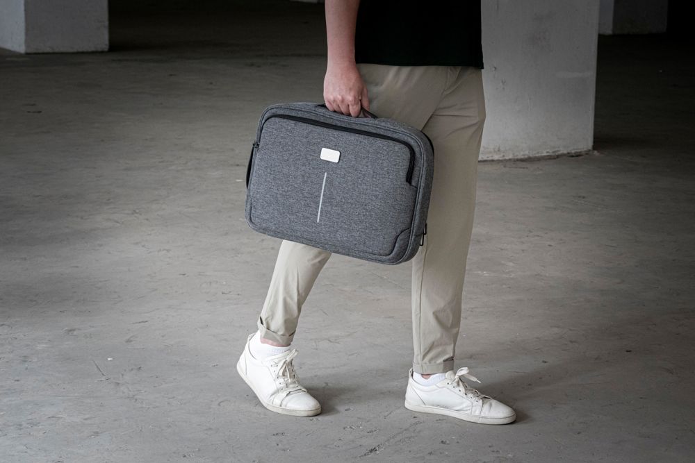 BrandCharger Specter Hybrid 16 Zoll Laptop-Tasche
